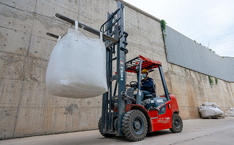 FIBC: バルク物流に FIBC が選ばれる理由